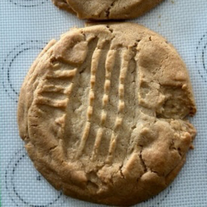 Peanut butter cookie box
